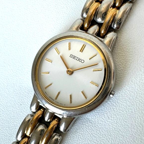 Seiko Accessories - Vintage SEIKO V700-6379 24mm Gold/Silver Tone Steel Round Quartz Watch